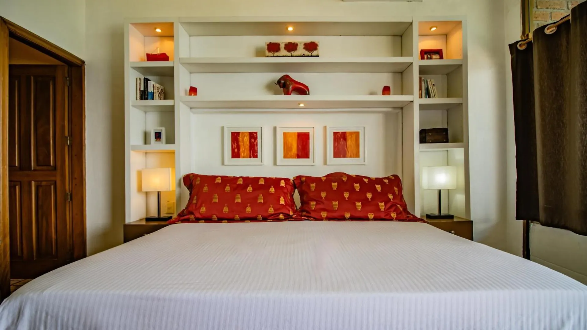 Beachfront Penthouse With Private Pool - Zona Romantica Puerto Vallarta Apartment