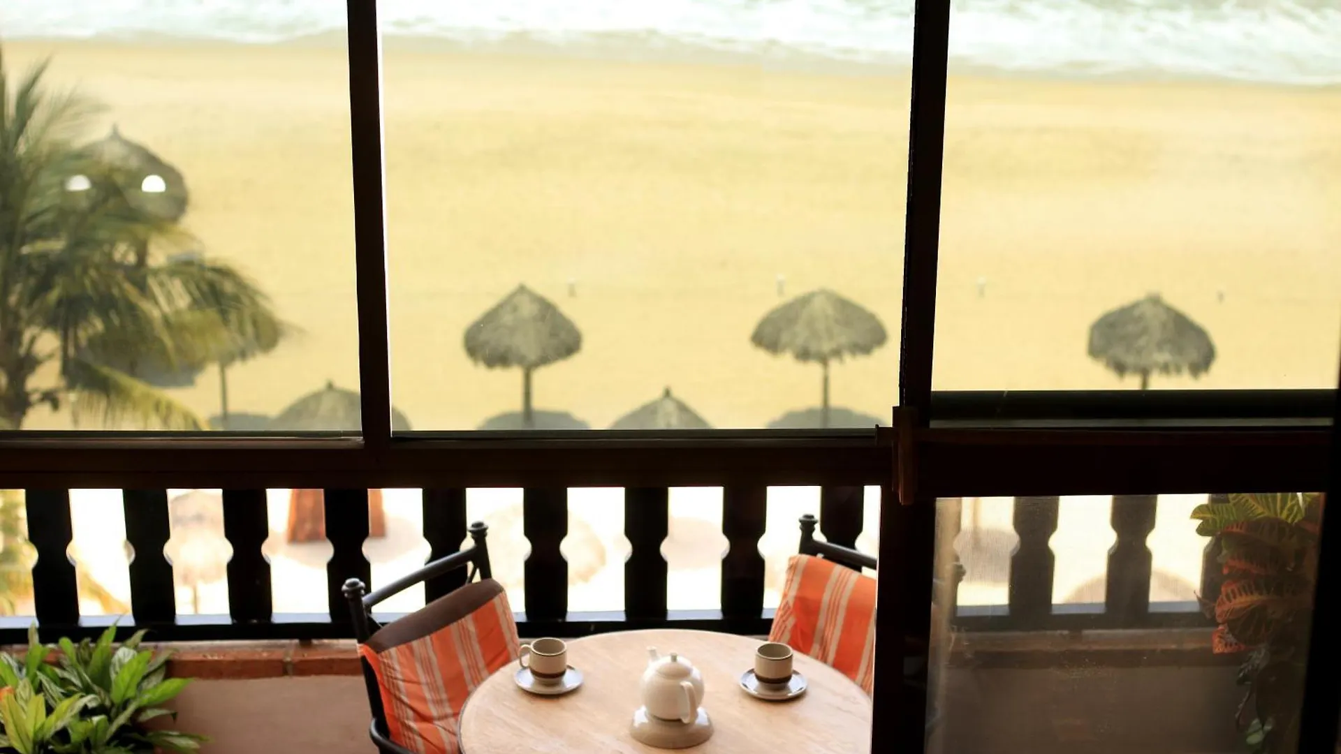 Beachfront Penthouse With Private Pool - Zona Romantica Puerto Vallarta Mexico